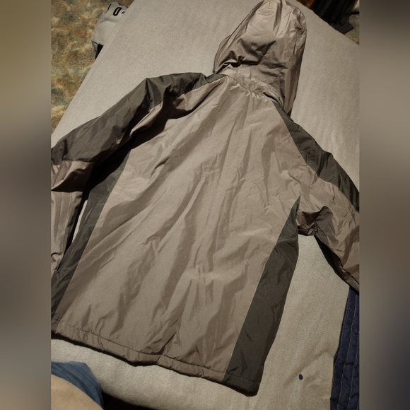 Freeform Performance Outerwear Jacket - Picture 5 of 6